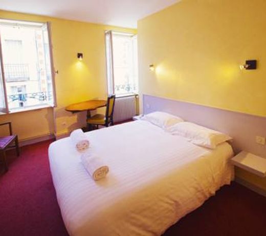 The Old Hotel Ravel Centre