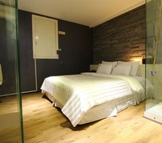 K2 Hotel