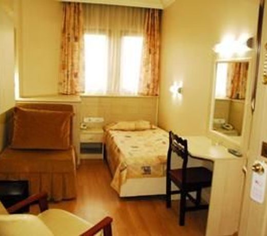 Artan Hotel