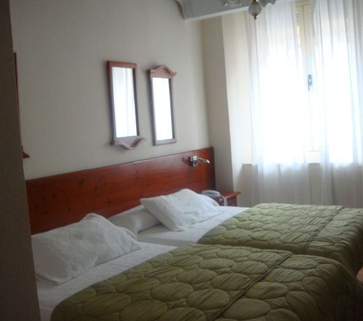 Hostal Riesco