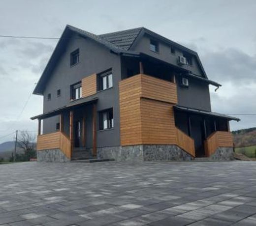 4 Seasons Guest House