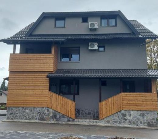 4 Seasons Guest House