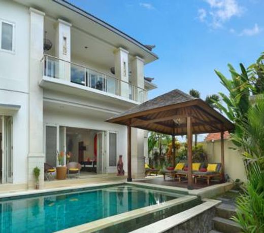 Your XXL Seminyak Boutique Villas