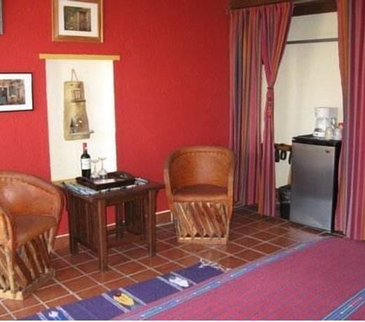 TUSCANY INN