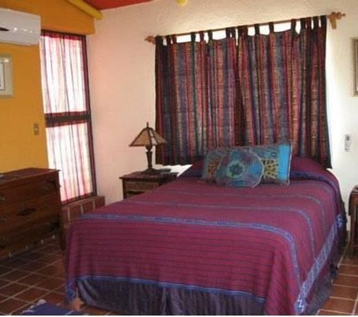 TUSCANY INN