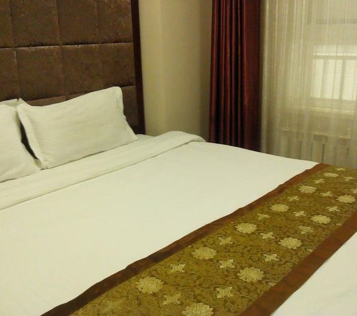 Jialong Hotel (Zhonglou)