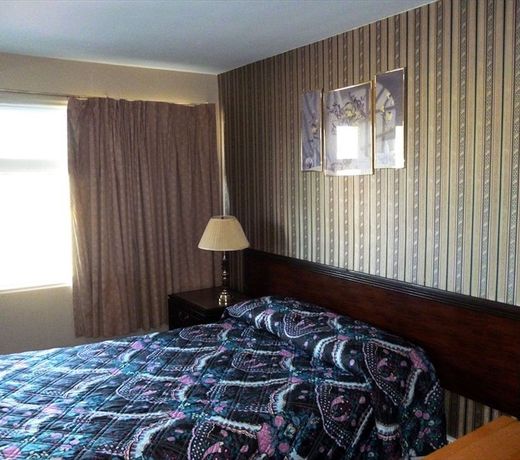 Maple Glen Motel