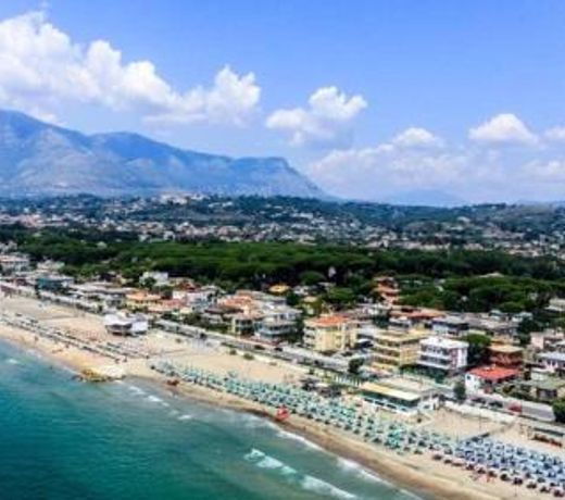 Baron Beach Hotel