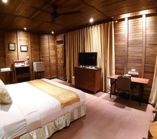 Highland Resort & Nature Tours