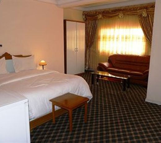 Azam Hotel