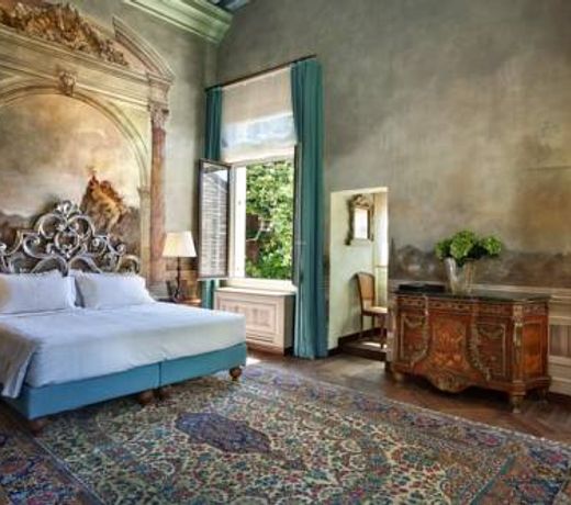 VILLA F