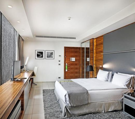 Warwick Stone 55 Hotel Beirut
