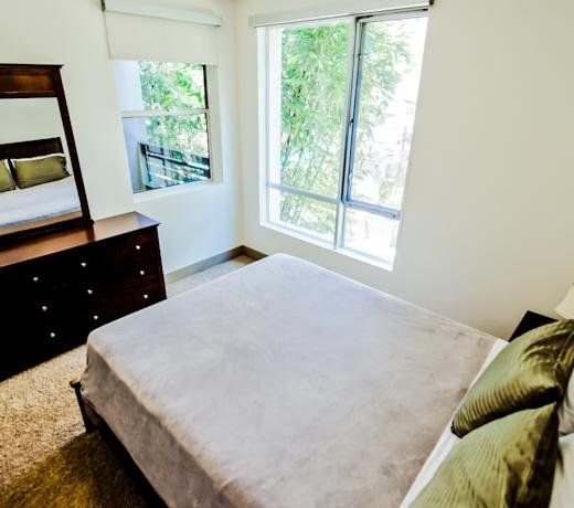 Hollywood and Highland Apartment