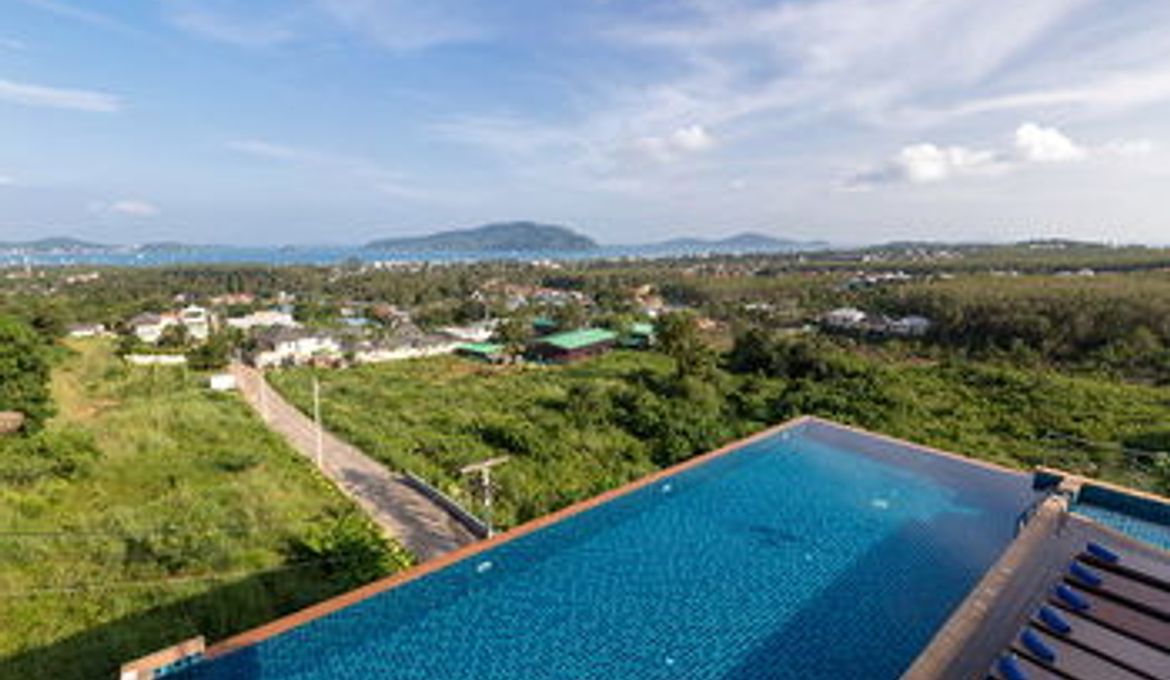 The View Rawada Resort & Spa