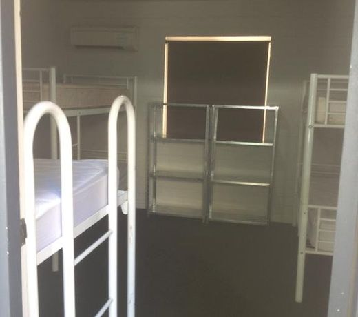 PARKBY LODGE   KARRATHA BACKPACKERS