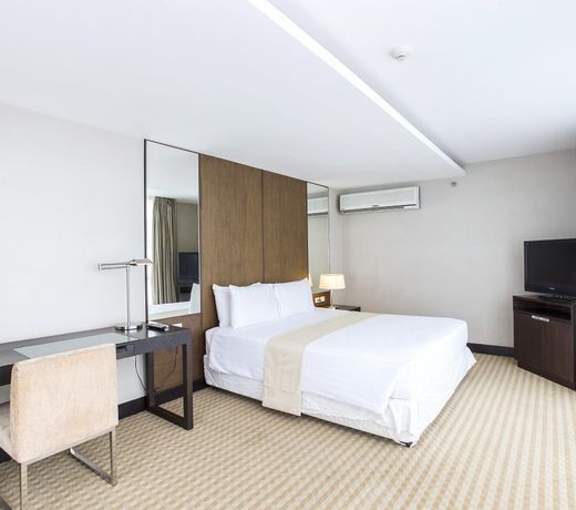 The Narathiwas Hotel & Residence Sathorn Bangkok