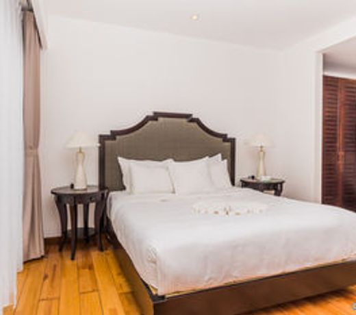 Elegant Suites Westlake