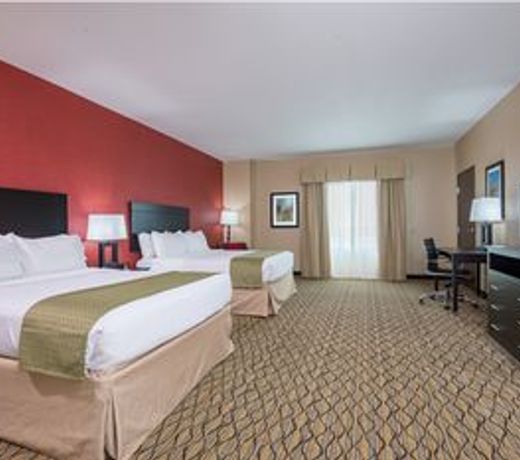 Holiday Inn Salina, an IHG Hotel