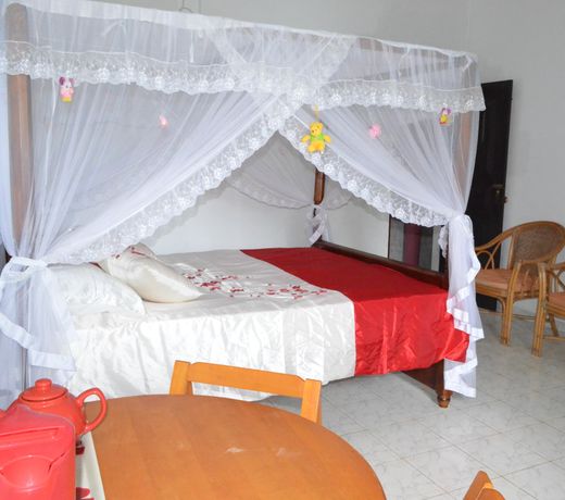 SUNSET BEACH RESIDENCE