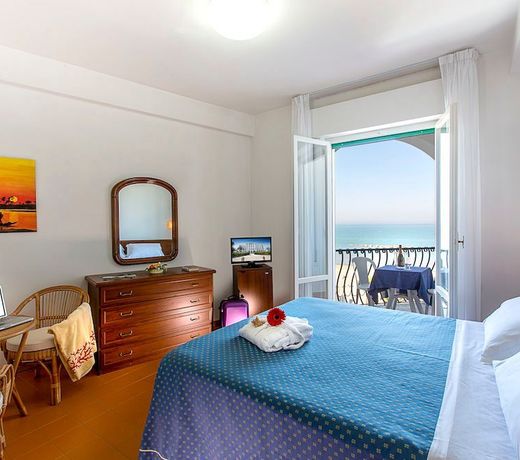 Grand Hotel Excelsior