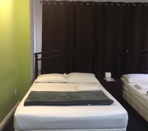 Adas Guesthouse