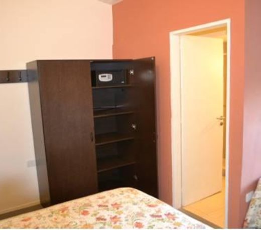 Village Park Hotel