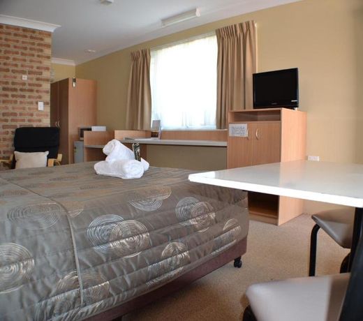 Jumbuck Motor Inn