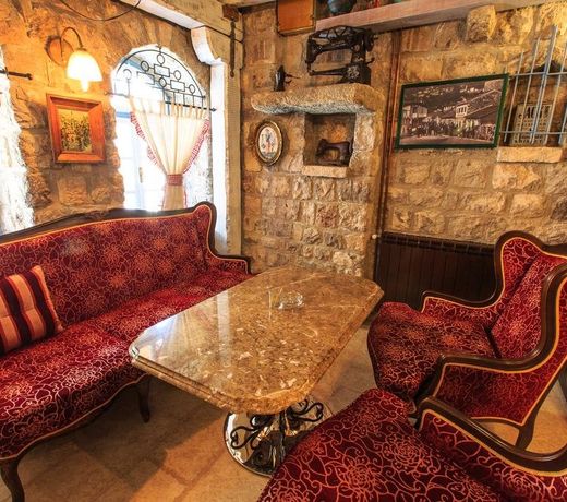 KULA Boutique Hotel
