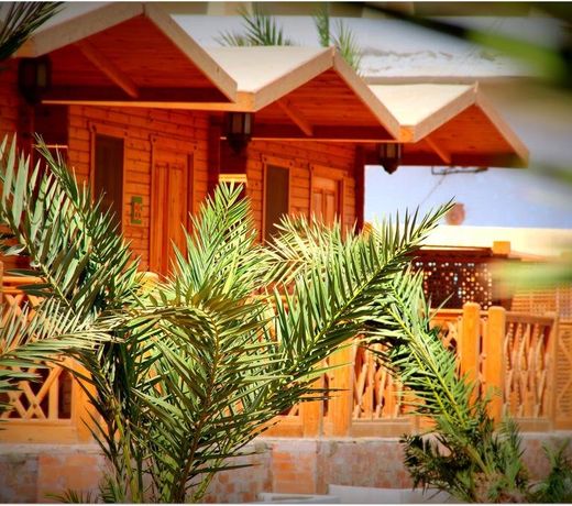 Shams Hotel & Dive Centre