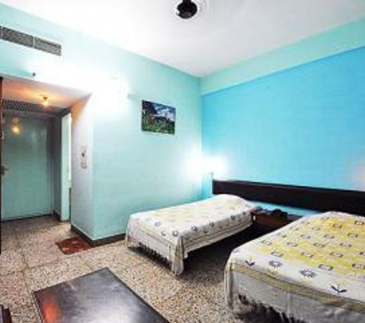 Gautam Hotel