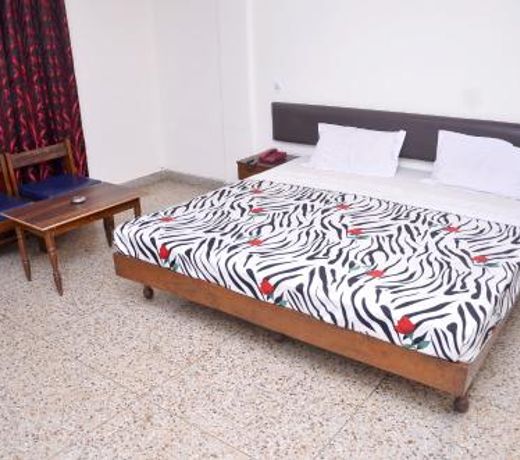 Gautam Hotel