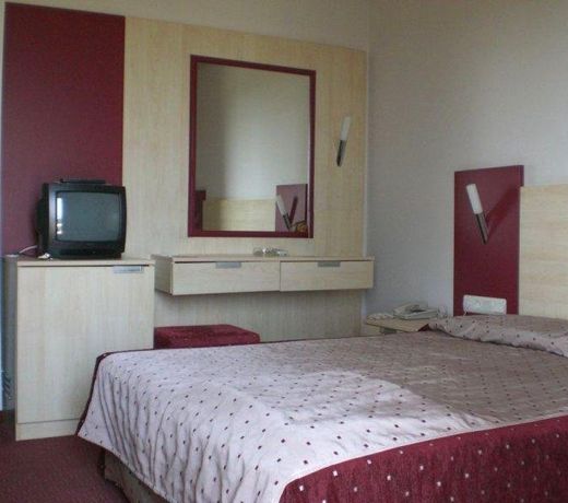 Carna Garden Hotel