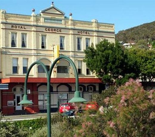 Six Degrees Boutique Hotel