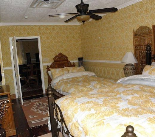 Dover Garden Suites