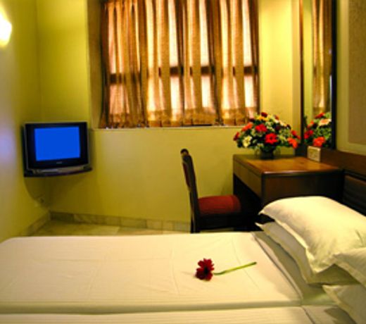 Hotel Ashray International, Sion