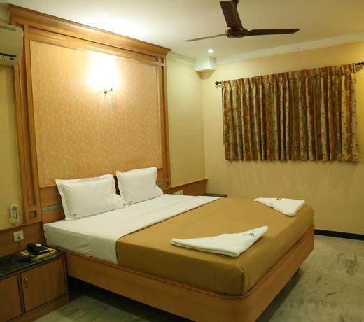 Hotel ESS Paradise