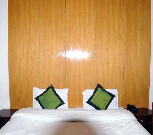 Hotel Meedo's Grand