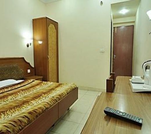 Hotel Meedo's Grand