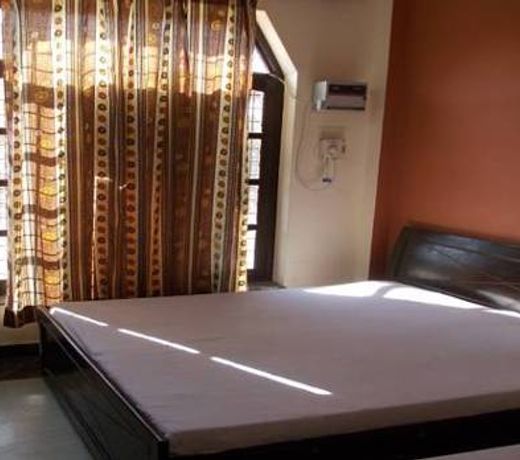 Hotel Bajaj Inn