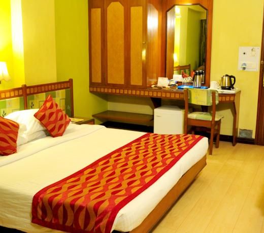 Hotel Rajmahal