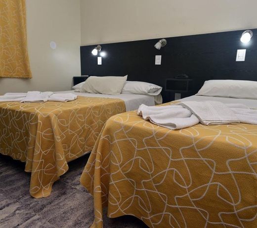 HOTEL CASTELAR