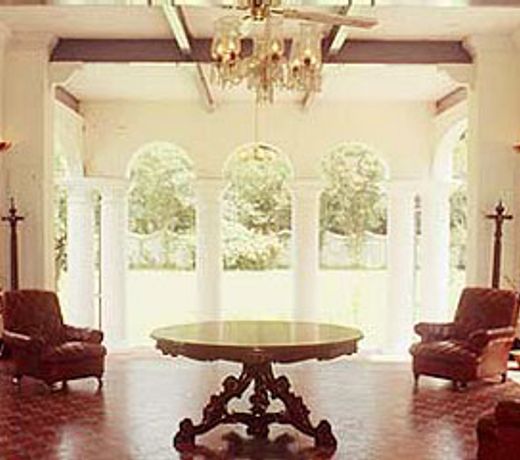 Thengal Manor
