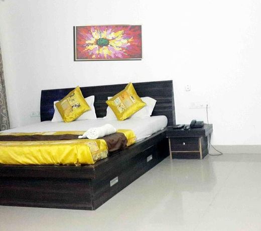 Hotel Suman Palace