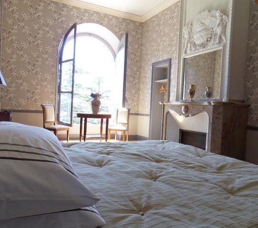 CH????TEAU DE CLERMONT SAV????S