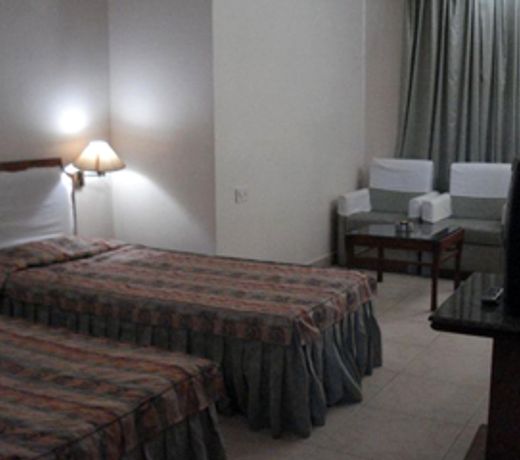 Hotel Heritage 2001