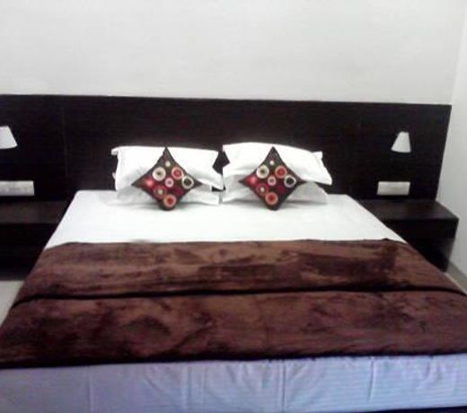 Hotel Woodlands