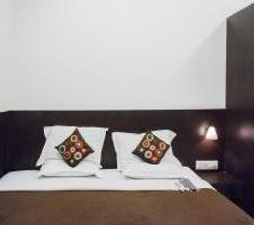 Hotel Woodlands