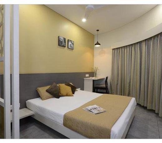 Hotel Rajmahal