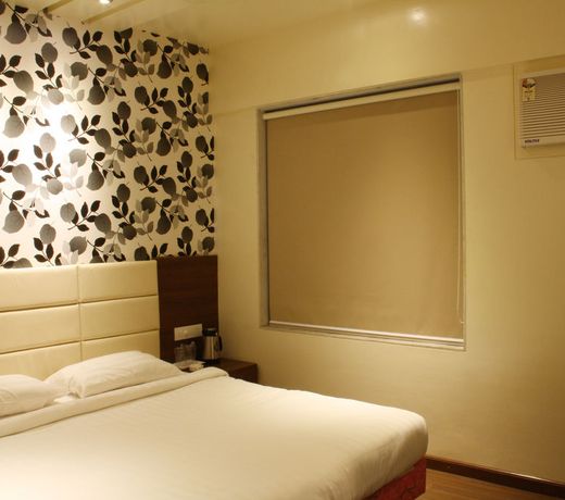 OYO Flagship 15614 Hotel Olive KEM Hospital