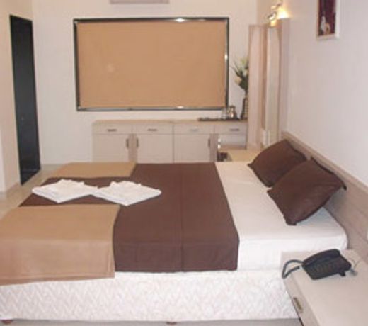Hotel Abhiruchi